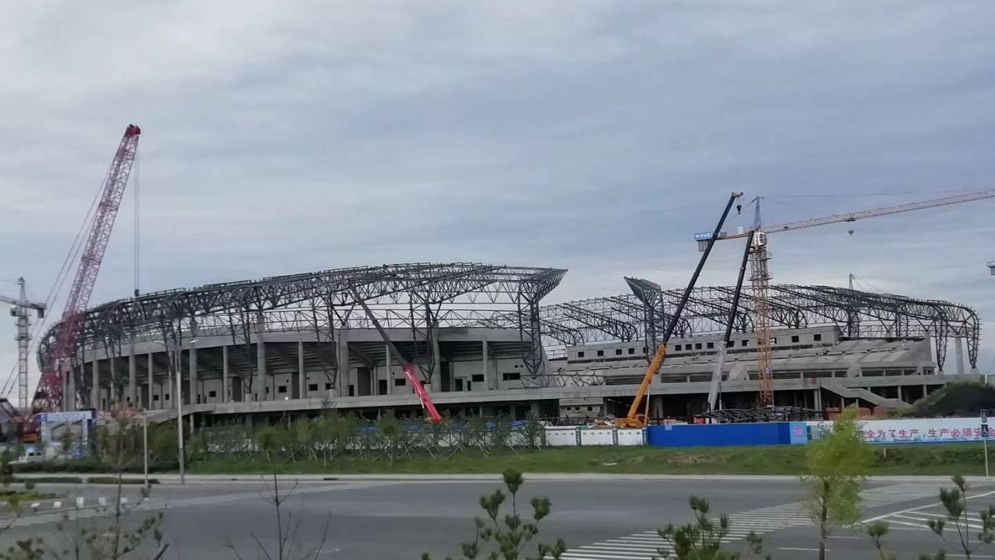 牙克石市体育场